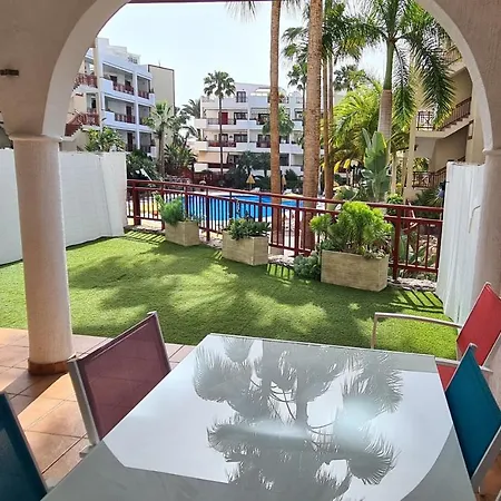 Ruisenor En * Palm-mar